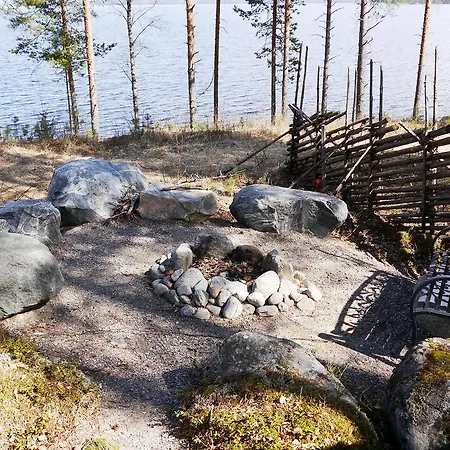 빌라 Pielislinna Kolinkylä