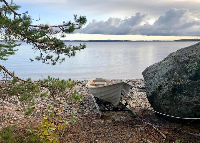 别墅 皮里斯里纳别墅 Kolinkylä
