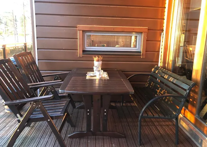 别墅 皮里斯里纳别墅 Kolinkylä