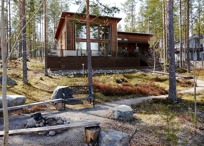 皮里斯里纳别墅 Kolinkylä