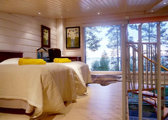 皮里斯里纳别墅 别墅 Kolinkylä