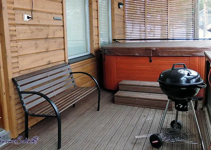 皮里斯里纳别墅 Kolinkylä