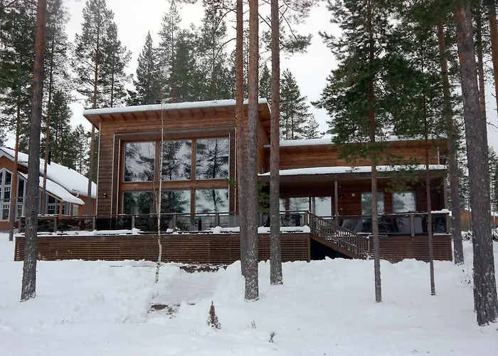 皮里斯里纳别墅 别墅 Kolinkylä