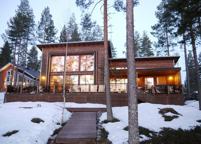 别墅 皮里斯里纳别墅 Kolinkylä